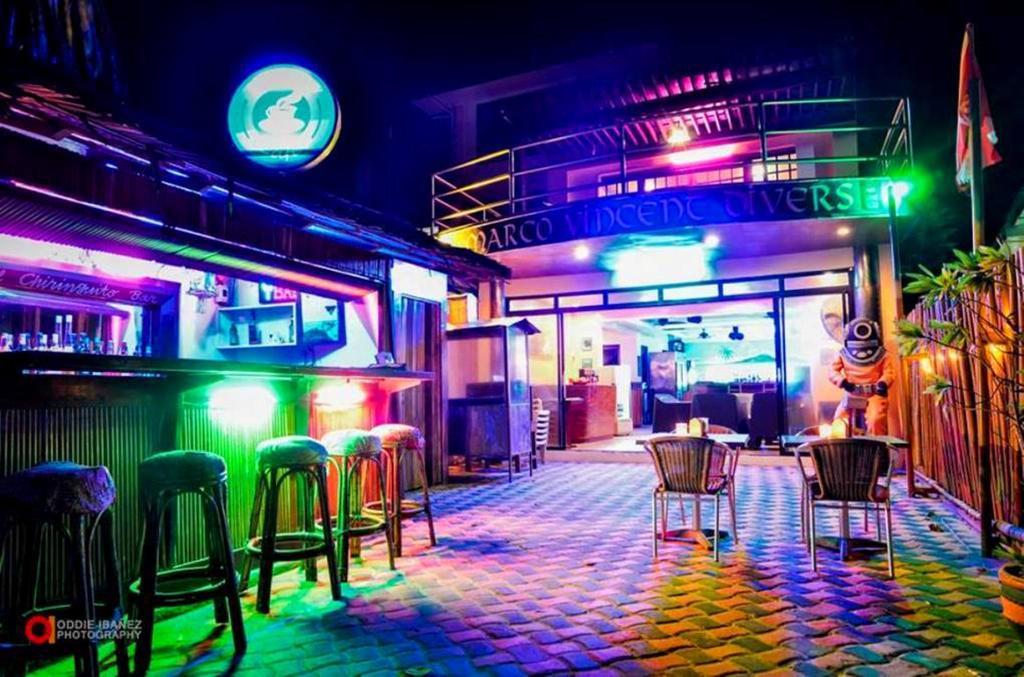 马文森特潜水度假村酒店 波尔多·格尼拉 外观 照片